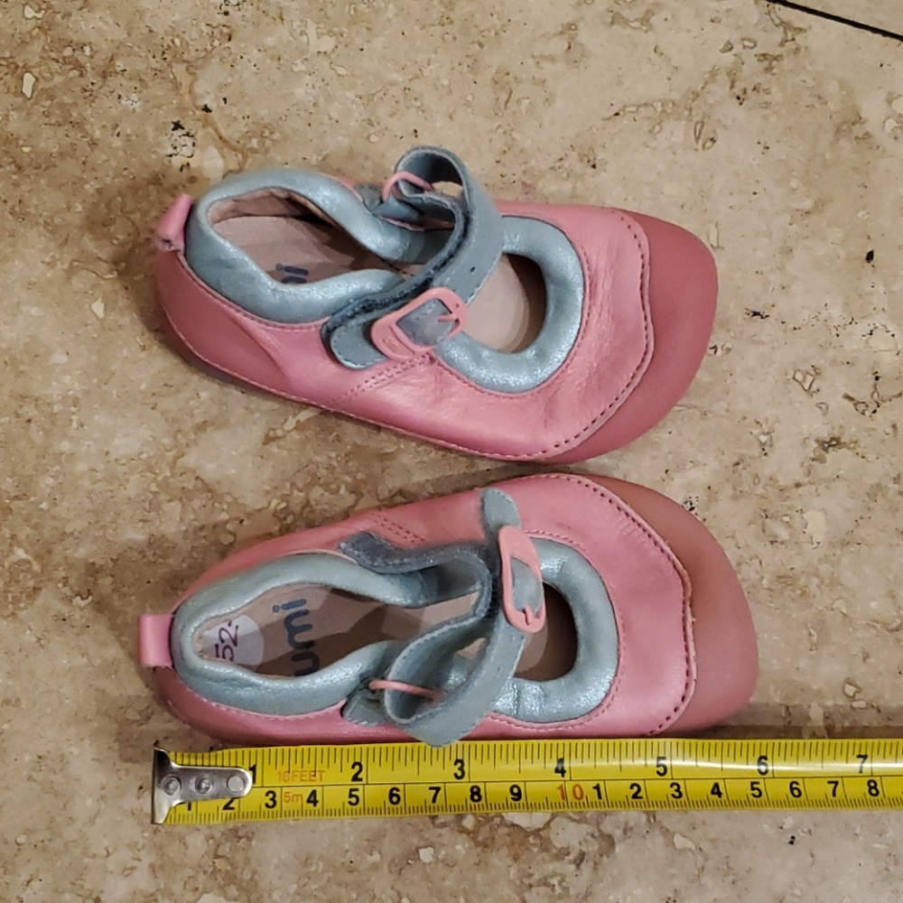 Umi kids shoes  size 6-6,5